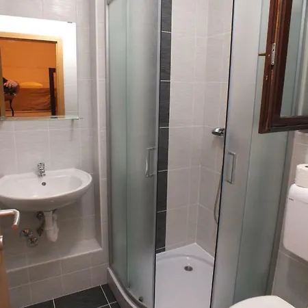 Barisic * Brodarica (Sibenik-Knin)