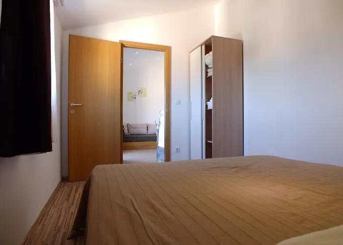 Barisic Brodarica (Sibenik-Knin)