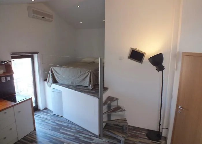 Barisic * Brodarica (Sibenik-Knin)