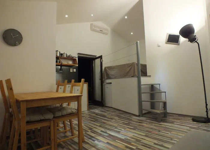 Barisic * Brodarica (Sibenik-Knin)